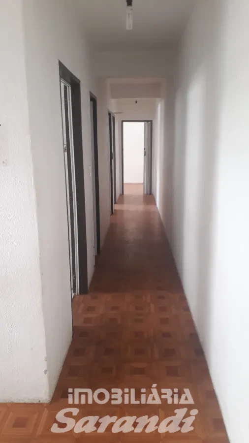 Imagem de Apartamento terreo três dormitórios Porto Alegre bairro Santa Rosa de Lima