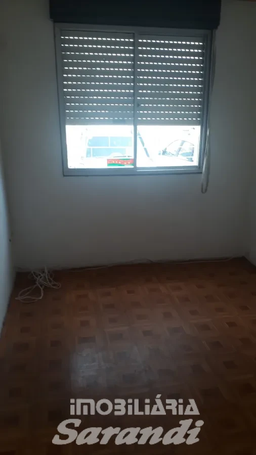 Imagem de Apartamento terreo três dormitórios Porto Alegre bairro Santa Rosa de Lima