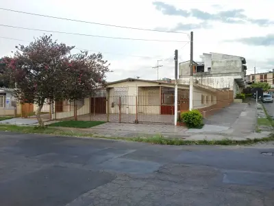 Imagem de Casa alvenaria três dormitórios bairro Jardim Leopoldina Porto Alegre