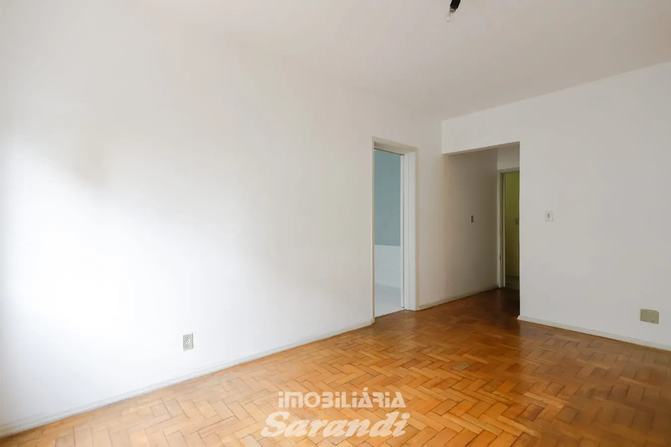 Imagem de Apartamento com dois dormitórios bairro Jardim Itati em Porto Alegre