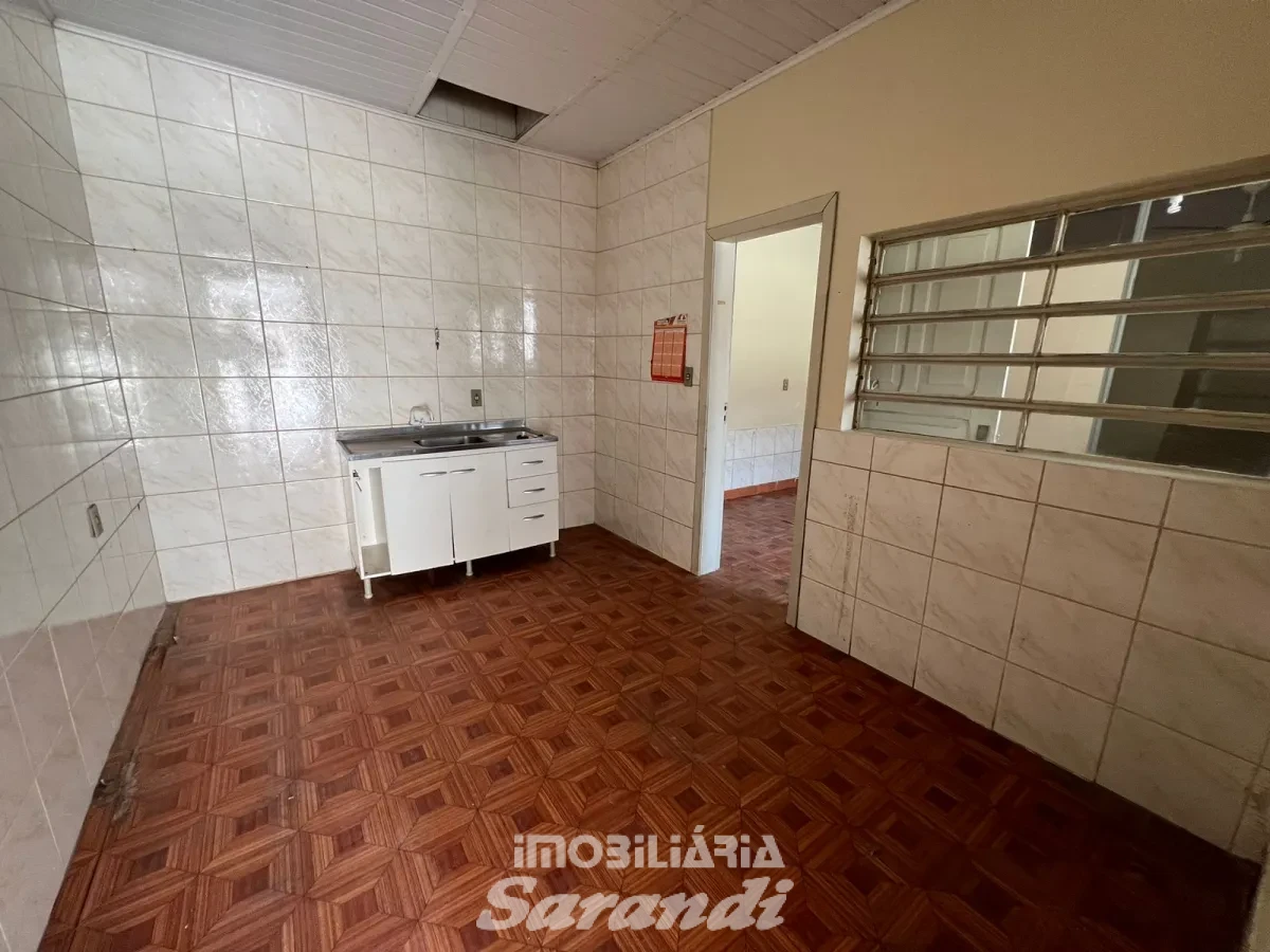 Imagem de Casa de alvenaria com três dormitórios bairro sarandi porto Alegre
