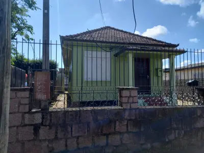 Imagem de Casa mista com três dormitórios bairro sarandi Porto Alegre