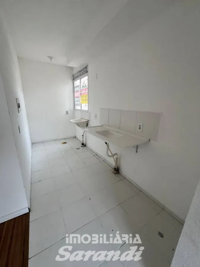 Imagem de Apartamento de 2 dormitórios no bairro Sarandi com vaga