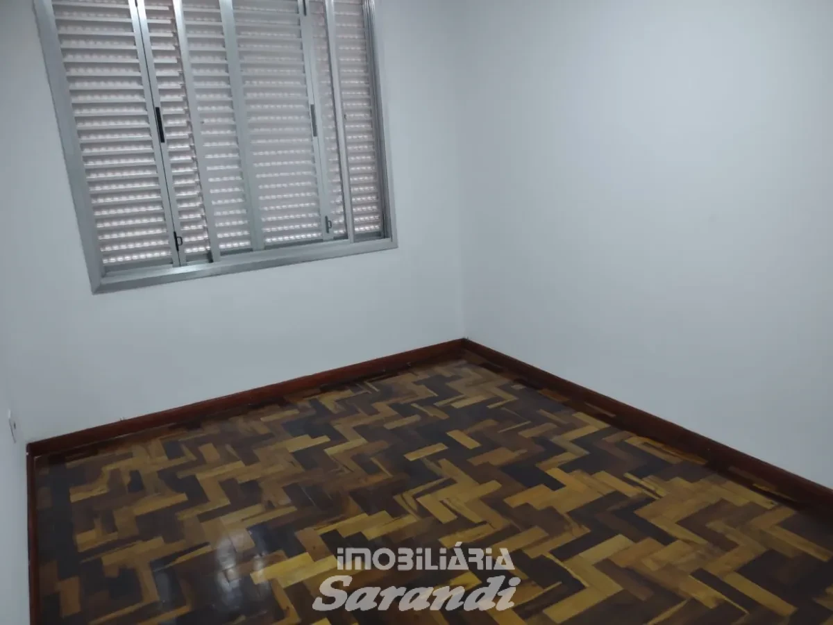 Imagem de Apartamento três dormitórios bairro Jardim Itú Porto Alegre