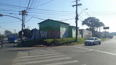 Imagem de Terreno alto de esquina bairro Rubem Berta Porto Alegre