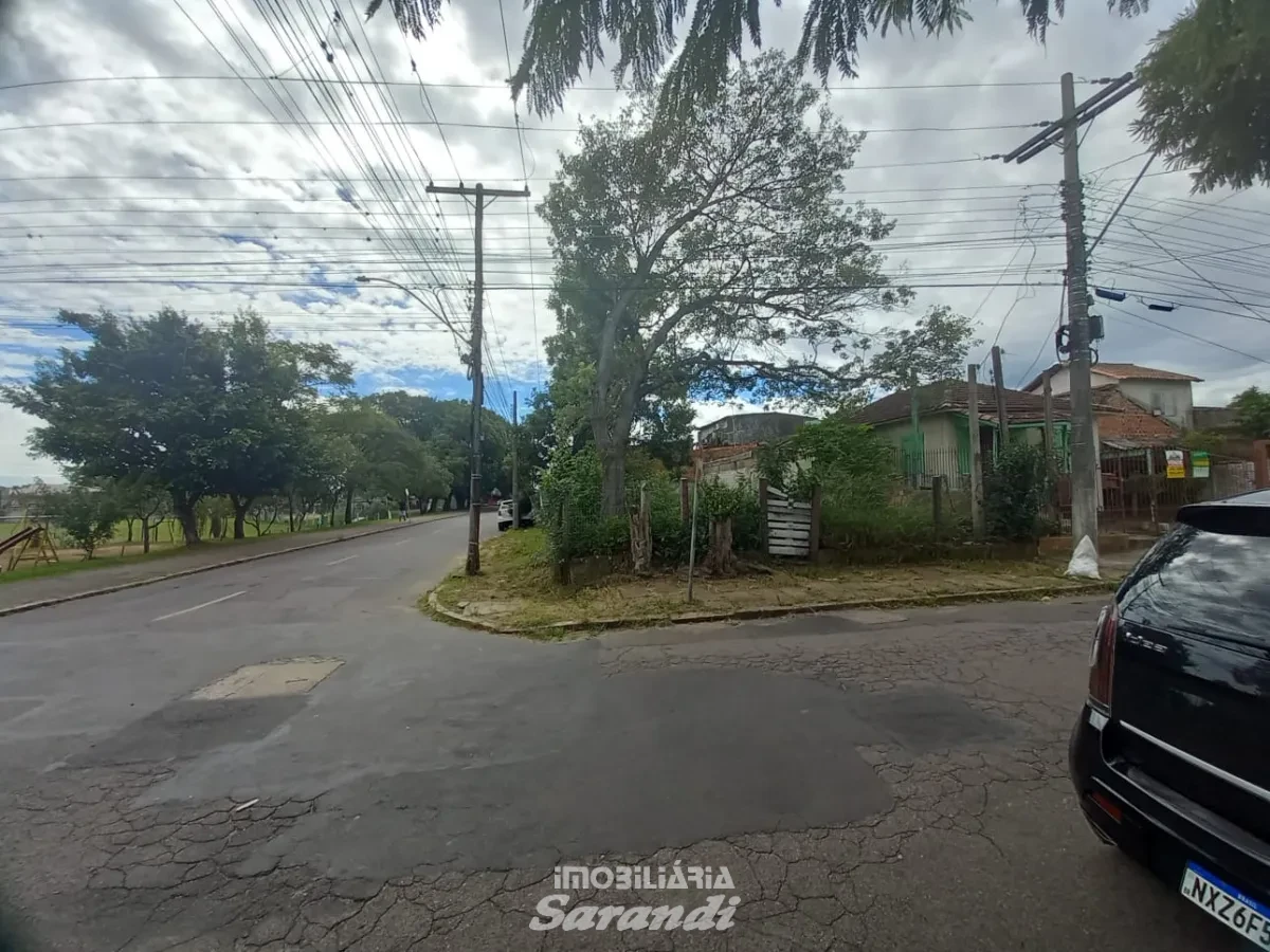 Imagem de Terreno de esquina com área total de 250,00m²