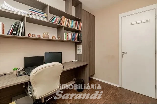 Imagem de Apartamento três dormitórios bairro barão do cay Porto Alegre