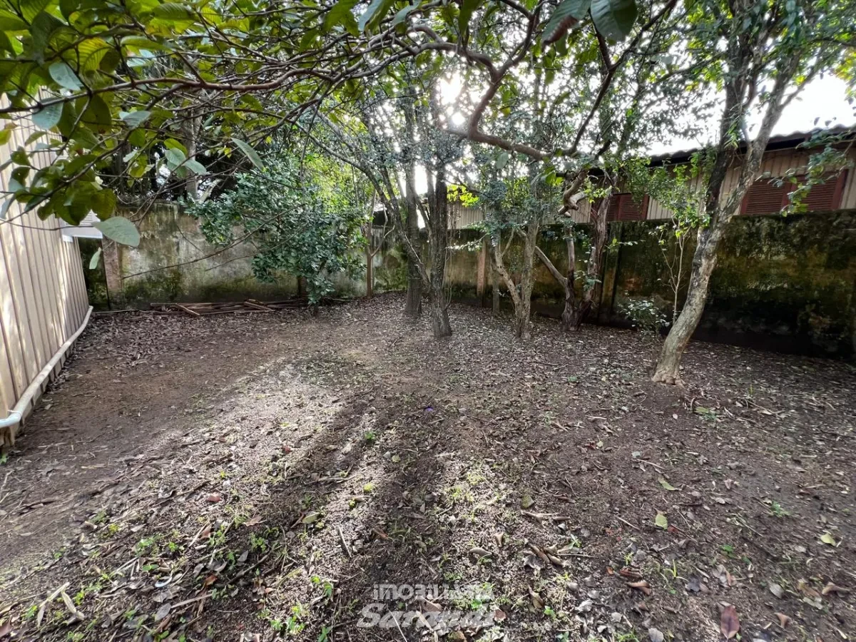 Imagem de Duas casas no patio sem acesso para veículo