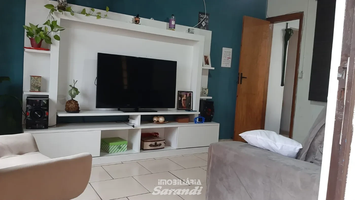 Imagem de Casa mista com três dormitórios bairro sarandi Porto Alegre