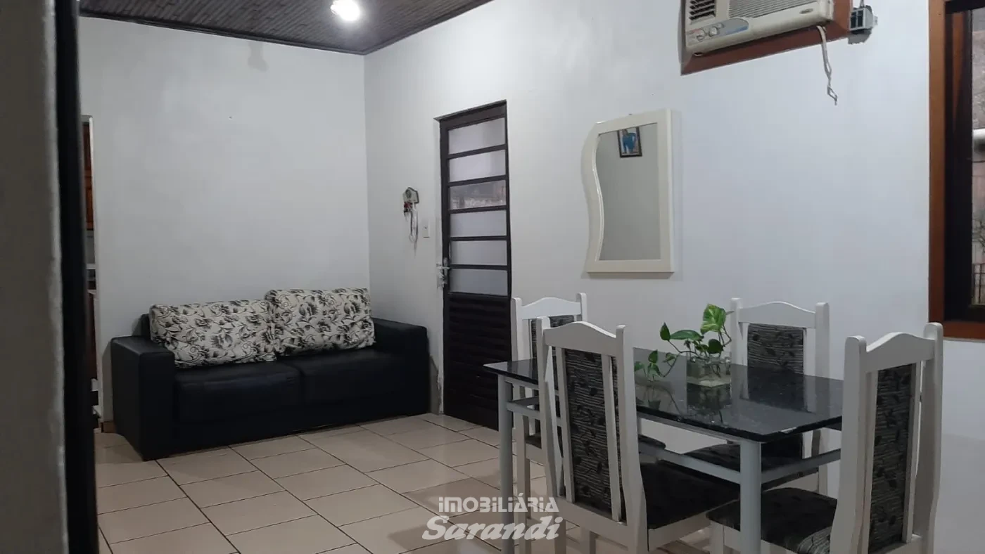 Imagem de Casa mista com três dormitórios bairro sarandi Porto Alegre