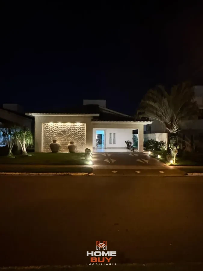 Imagem de Casa Térrea Alto Padrão no Condomínio Granville.
