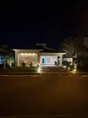 Imagem de Casa Térrea Alto Padrão no Condomínio Granville.