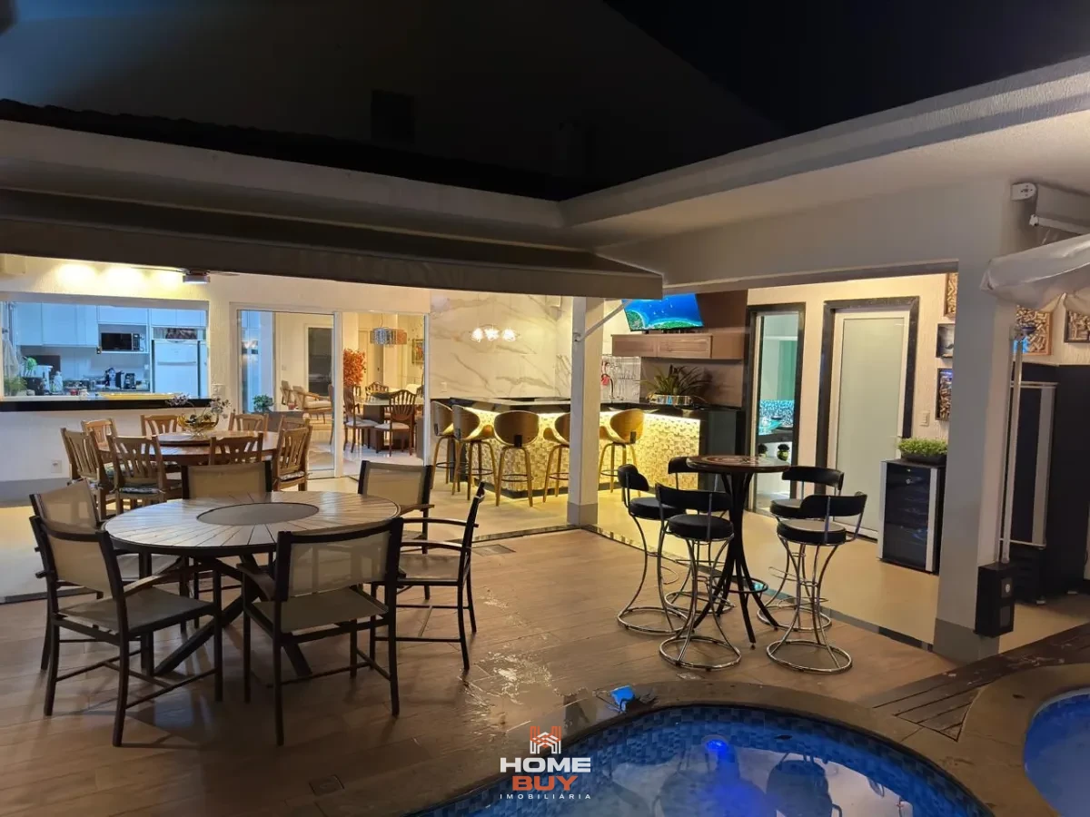 Imagem de Casa Térrea Alto Padrão no Condomínio Granville.
