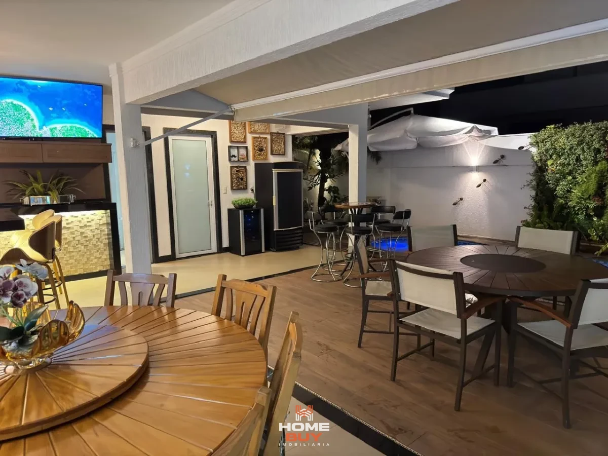 Imagem de Casa Térrea Alto Padrão no Condomínio Granville.