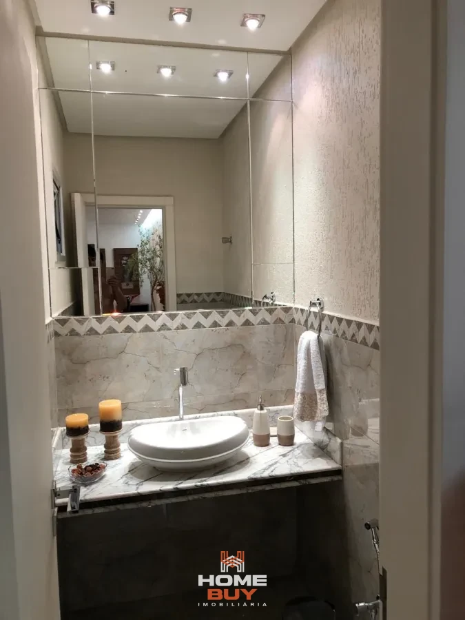 Imagem de Casa Térrea Alto Padrão no Condomínio Granville.