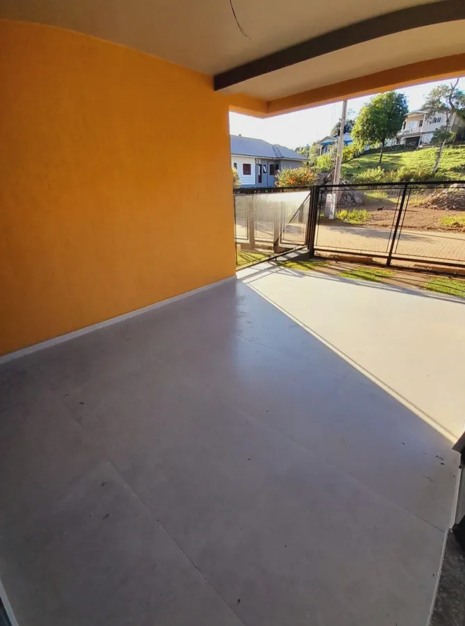Imagem de Sobrado com três dormitórios, uma suíte, lavabo e churrasqueira no Recanto do Sossego