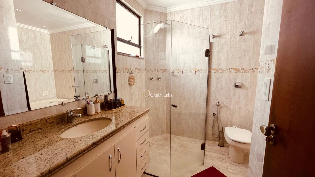 Imagem de Casa - 4 quartos - João Brás