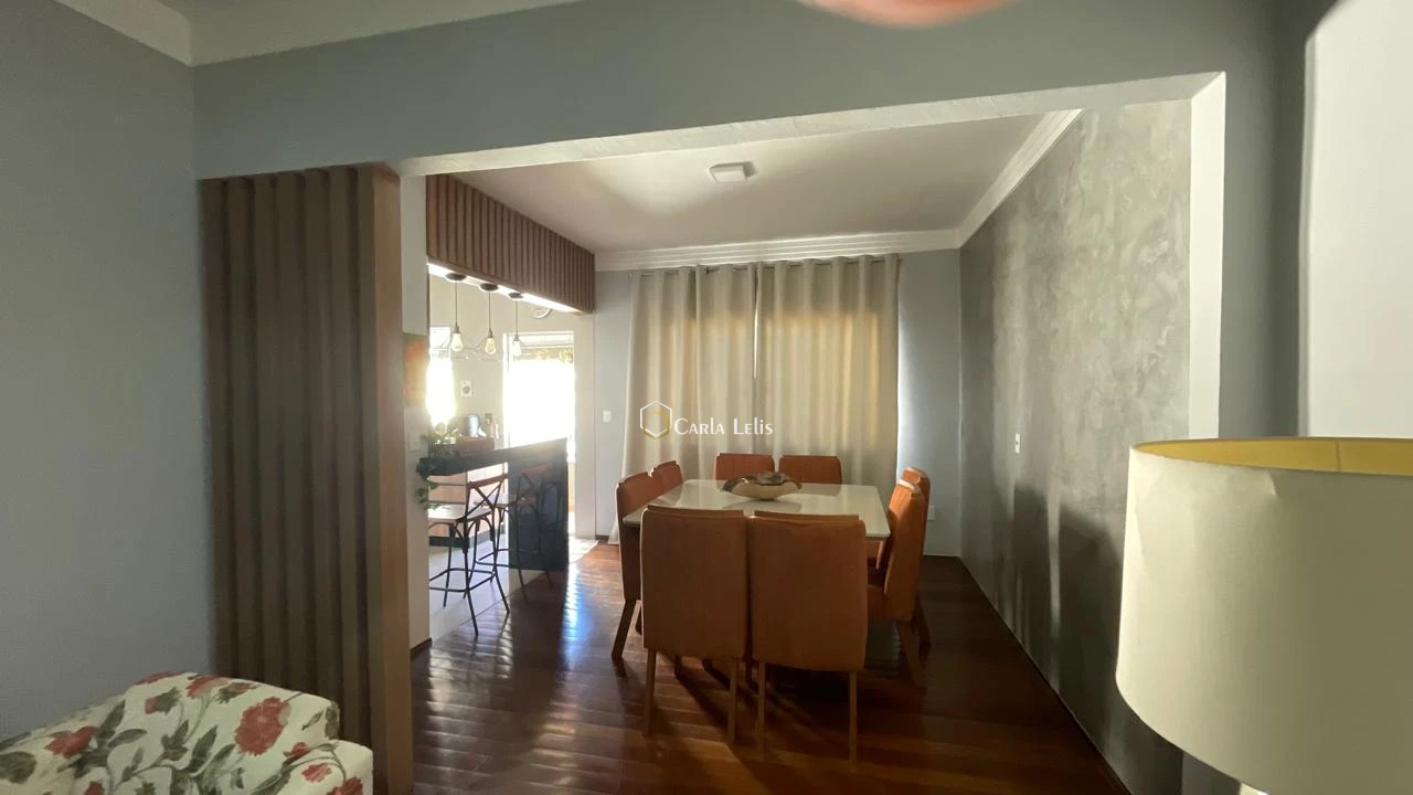 Imagem de Casa - 3 quartos - João Brás