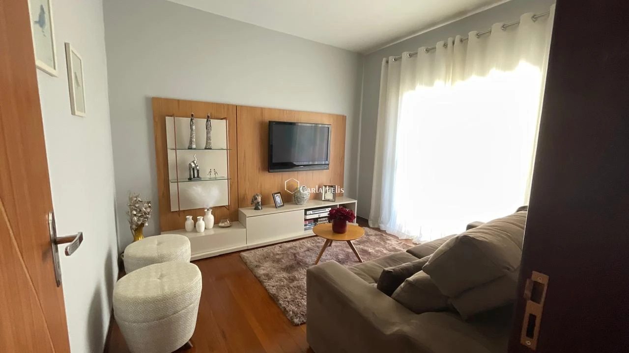 Imagem de Casa - 3 quartos - João Brás