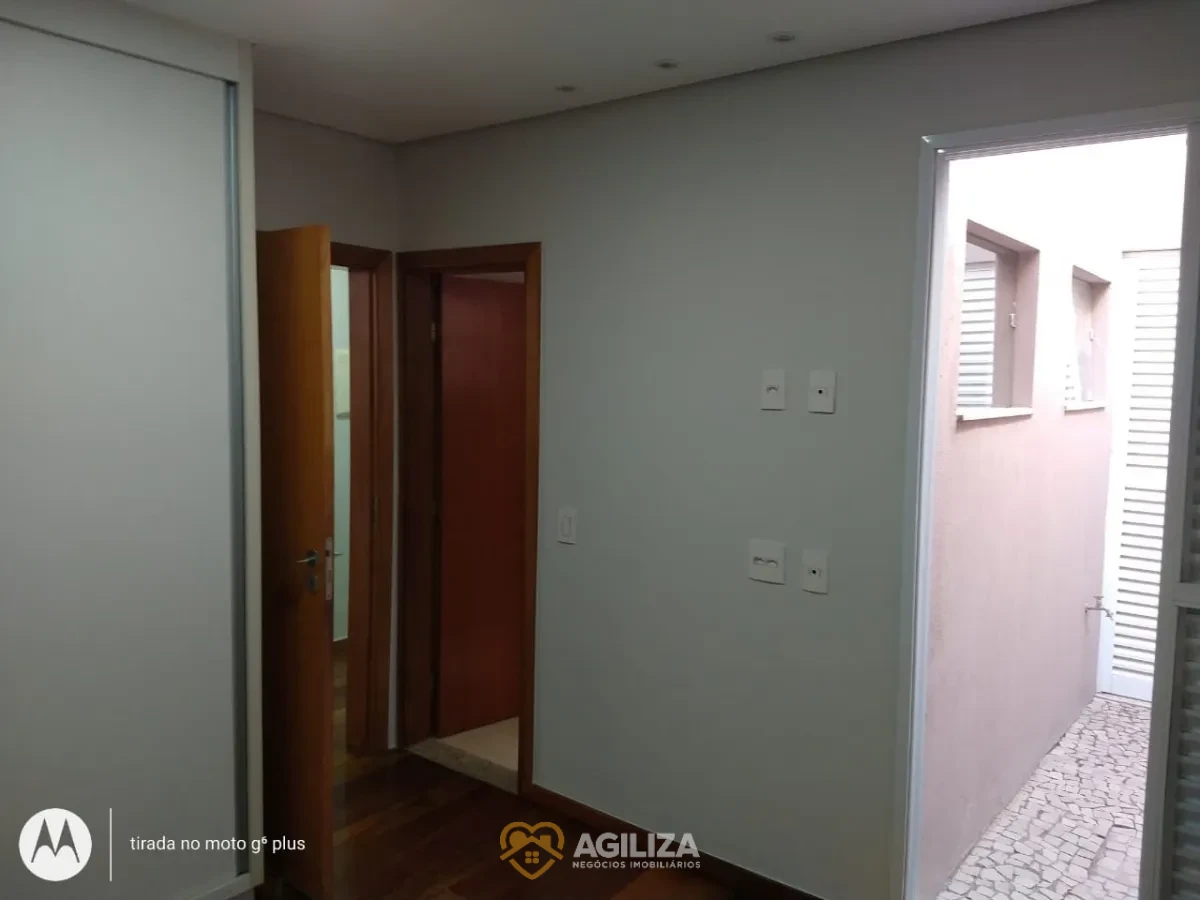 Imagem de Casa no Condomínio Carmel - Zona Sul