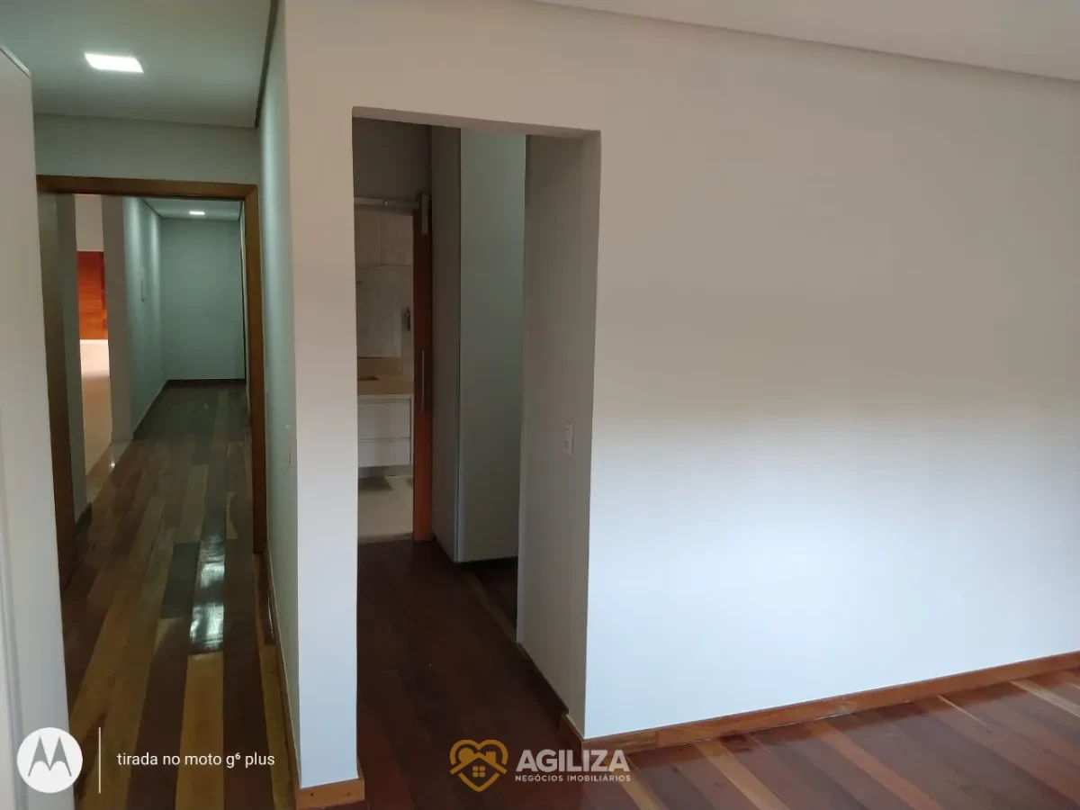 Imagem de Casa no Condomínio Carmel - Zona Sul