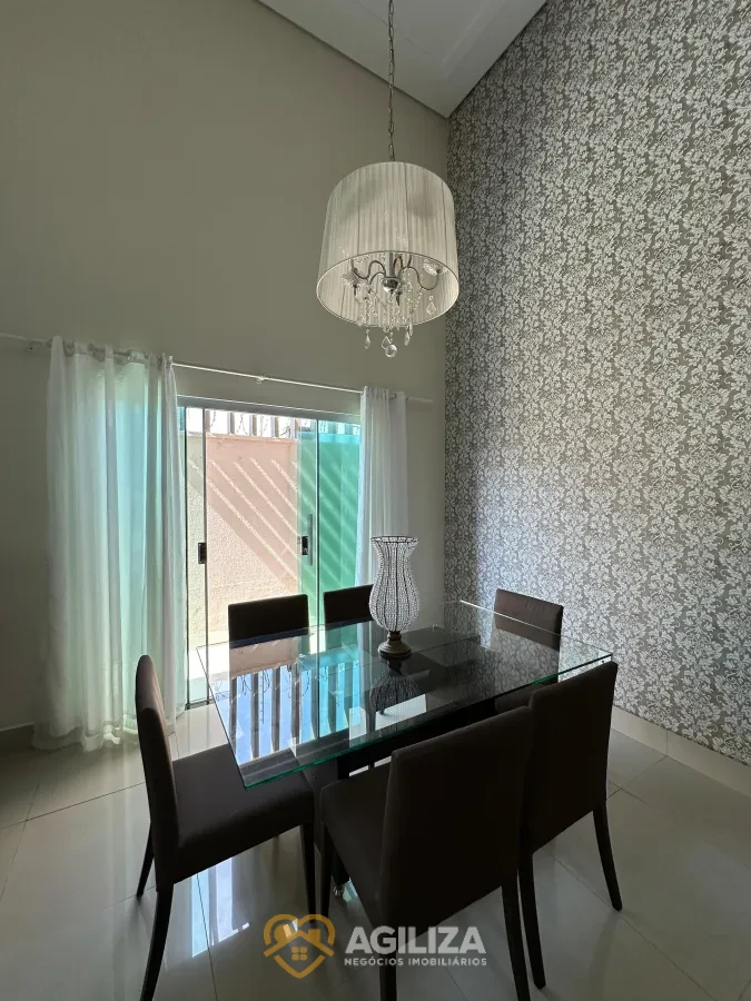 Imagem de Casa à venda no Residencial Carmel, um verdadeiro convite ao conforto e à sofisticação!