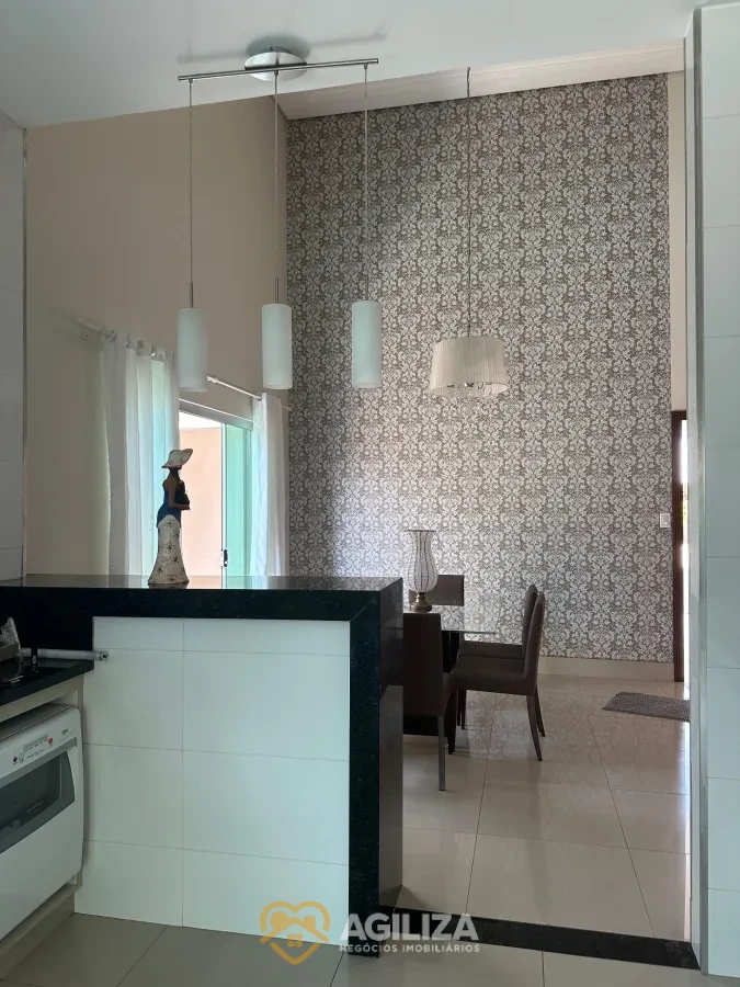 Imagem de Casa à venda no Residencial Carmel, um verdadeiro convite ao conforto e à sofisticação!