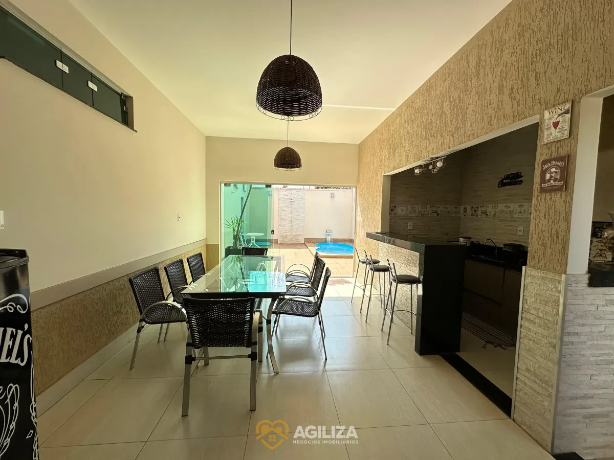 Imagem de Casa à venda no Residencial Carmel, um verdadeiro convite ao conforto e à sofisticação!