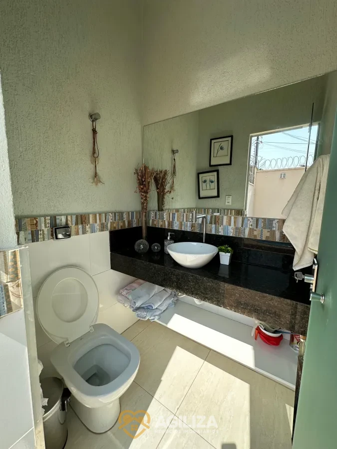 Imagem de Casa à venda no Residencial Carmel, um verdadeiro convite ao conforto e à sofisticação!