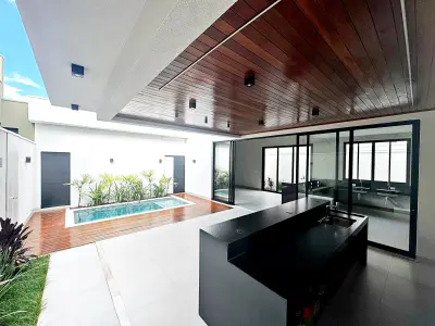 Imagem de Casa Térrea de Alto Padrão com 3 Suítes e Piscina – Qualidade e Sofisticação no Condomínio Splendido
