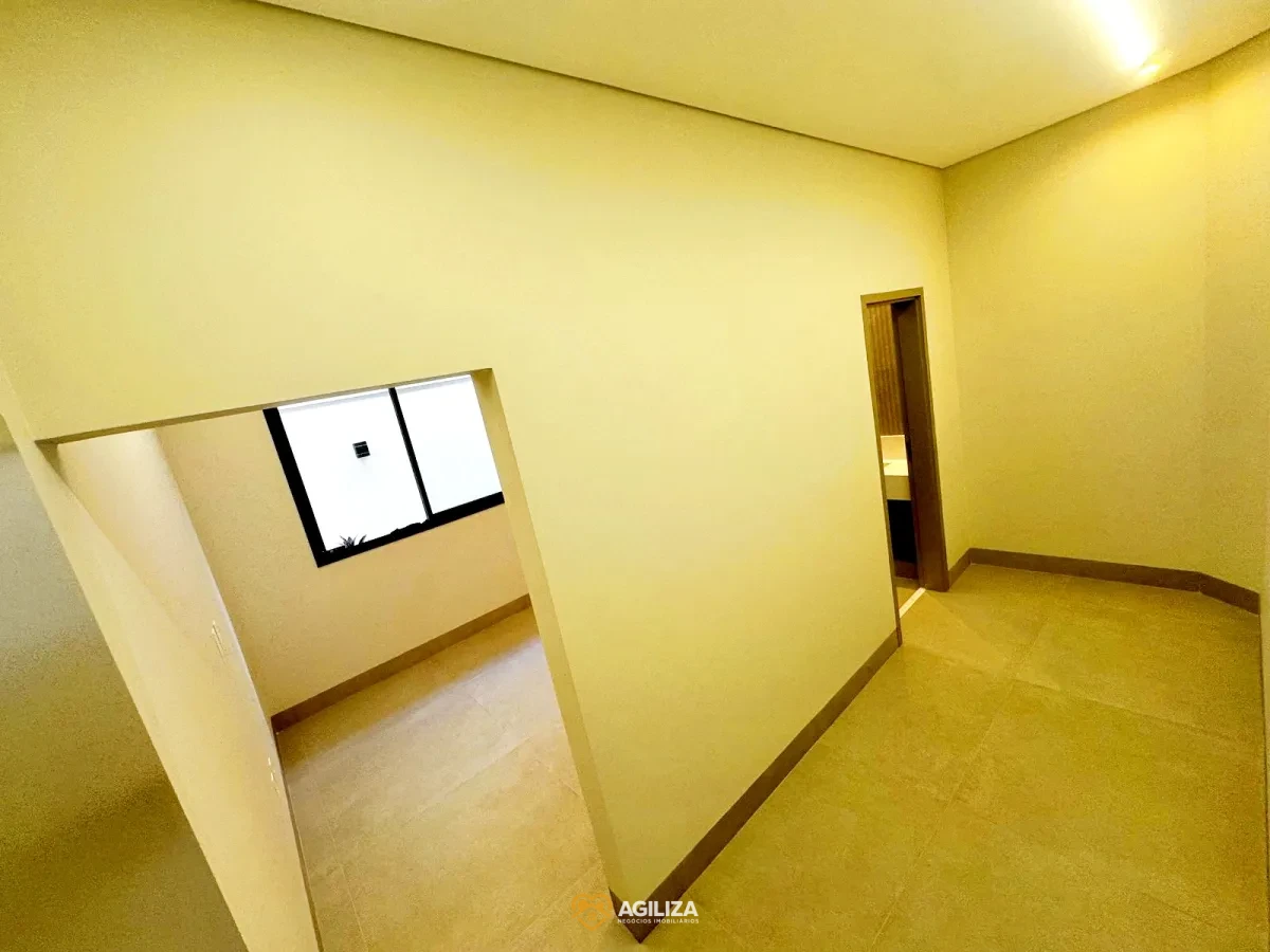 Imagem de Casa Térrea de Alto Padrão com 3 Suítes e Piscina – Qualidade e Sofisticação no Condomínio Splendido