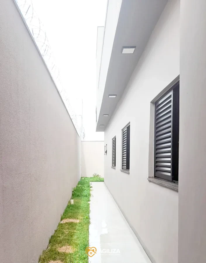 Imagem de Casa Térrea com Acabamento Requintado à Venda no Jardim Europa – Conforto, Estilo e Excelente Localização