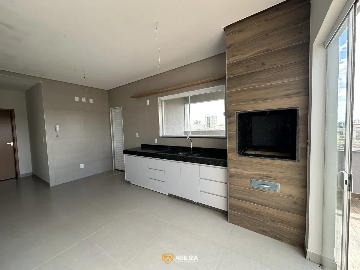 Imagem de Cobertura Duplex à Venda no Bairro Santa Mônica – Vista Privilegiada para o Parque do Sabiá