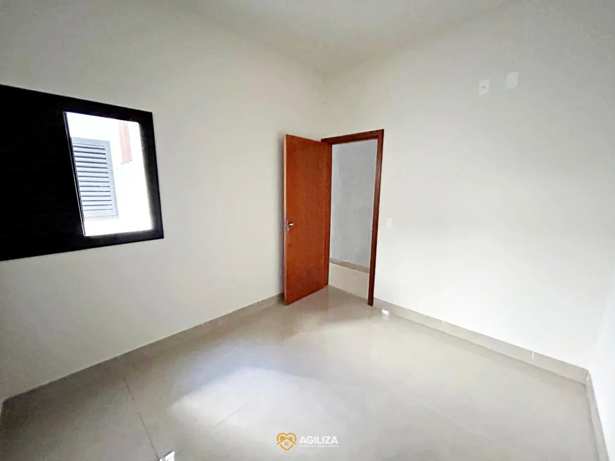 Imagem de Sobrados à Venda no Bairro Novo Mundo – Modernidade e Conforto