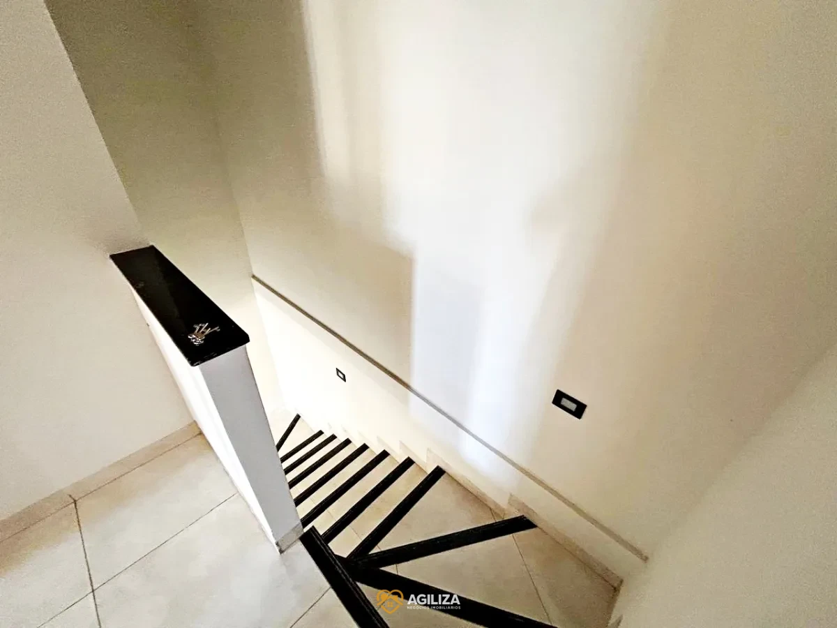 Imagem de Sobrados à Venda no Bairro Novo Mundo – Modernidade e Conforto
