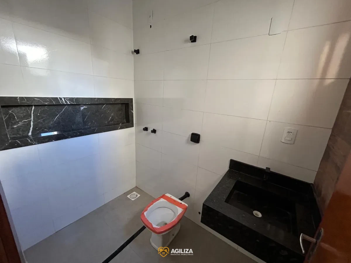 Imagem de Casa à Venda no Bairro Quintas Alto Umuarama – Modernidade e Conforto
