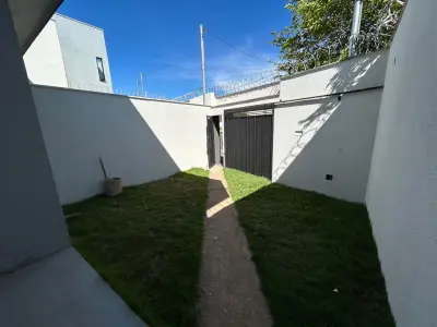 Imagem de Casa à Venda no Bairro Quintas Alto Umuarama – Modernidade e Conforto