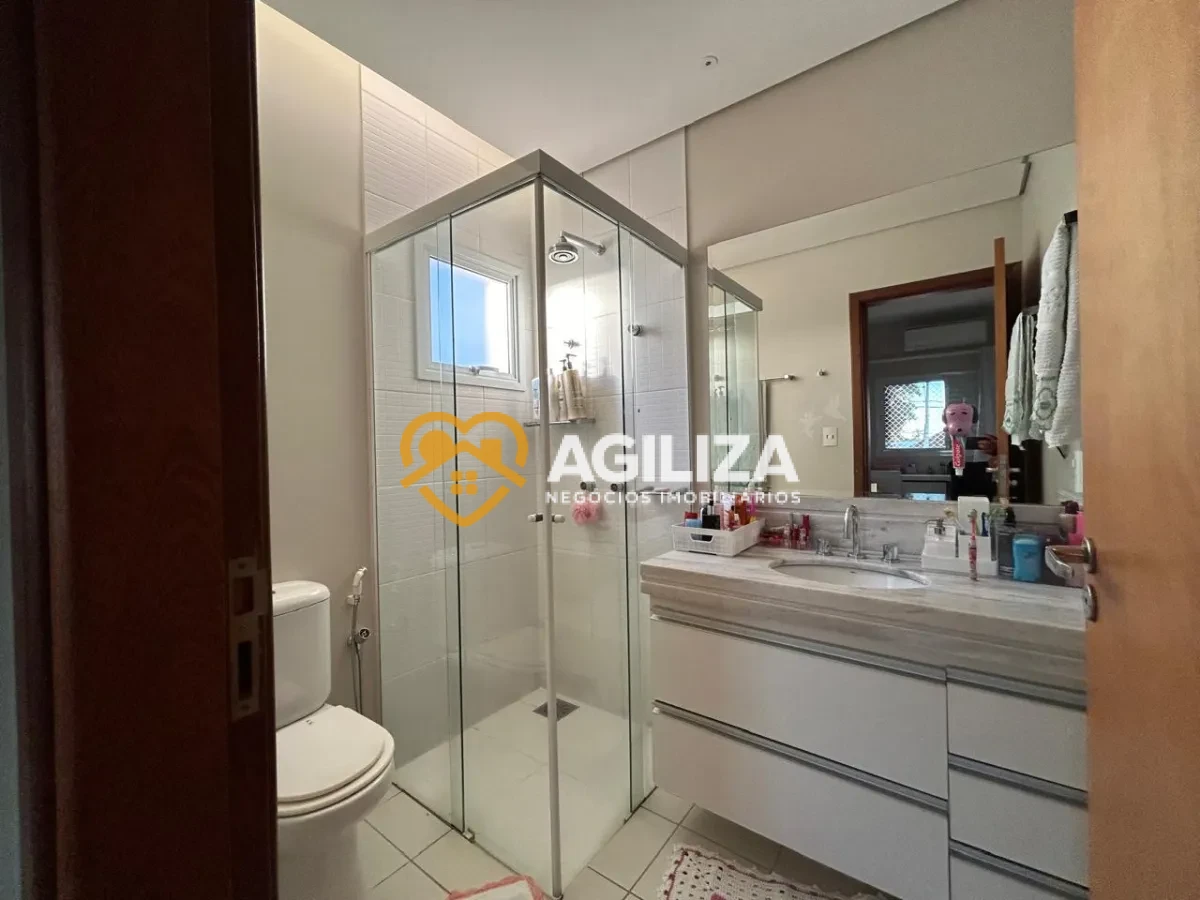 Casa de Alto Padrão à Venda no Condomínio Carmel – Bairro Vigilato Pereira. - Vigilato Pereira, Uberlândia [102]