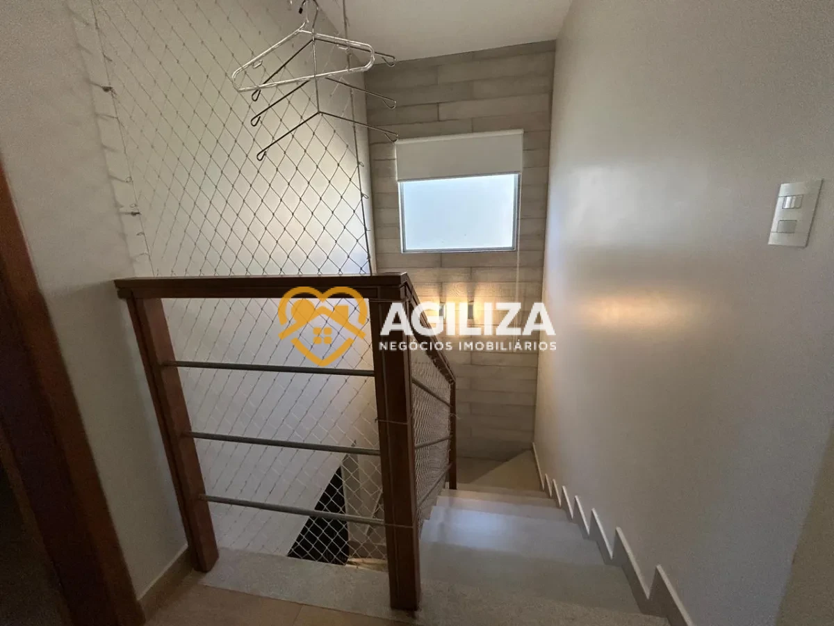 Casa de Alto Padrão à Venda no Condomínio Carmel – Bairro Vigilato Pereira. - Vigilato Pereira, Uberlândia [102]