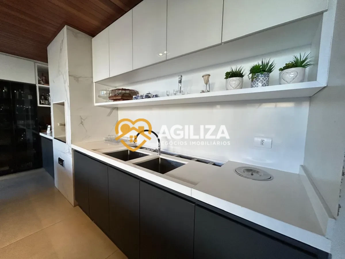 Casa de Alto Padrão à Venda no Condomínio Carmel – Bairro Vigilato Pereira. - Vigilato Pereira, Uberlândia [102]