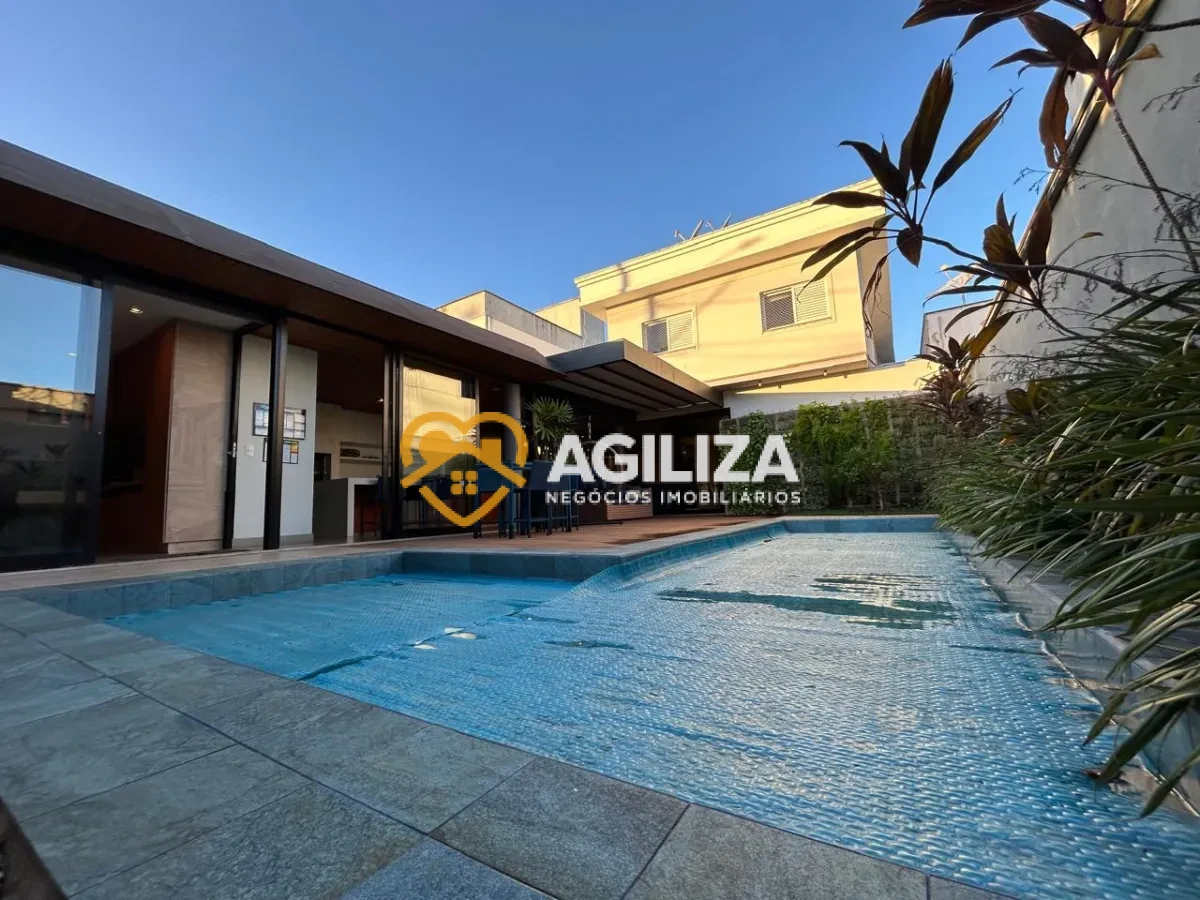 Casa de Alto Padrão à Venda no Condomínio Carmel – Bairro Vigilato Pereira. - Vigilato Pereira, Uberlândia [102]