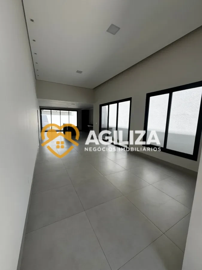 Casa de Alto Padrão no Condomínio Reserva dos Ipês. - Novo Mundo - Zona Leste, Uberlândia [104]