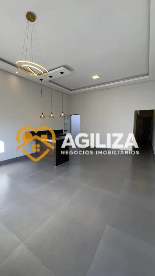 Elegante casa à venda no bairro São Jorge, em excelente localização na Zona Sul. - São Jorge - Zona Sul, Uberlândia [111]