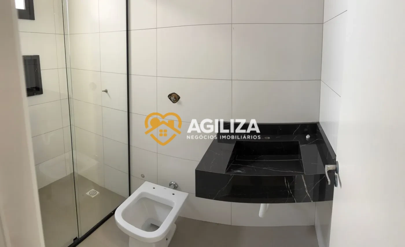 Casa no Bairro Laranjeiras - Laranjeiras - Zona Sul, Uberlândia [113]
