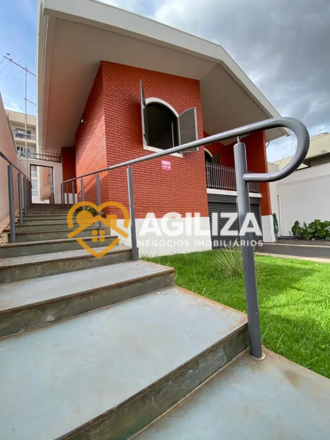 Casa no Bairro Cazeca - cazeca, Uberlândia [122]