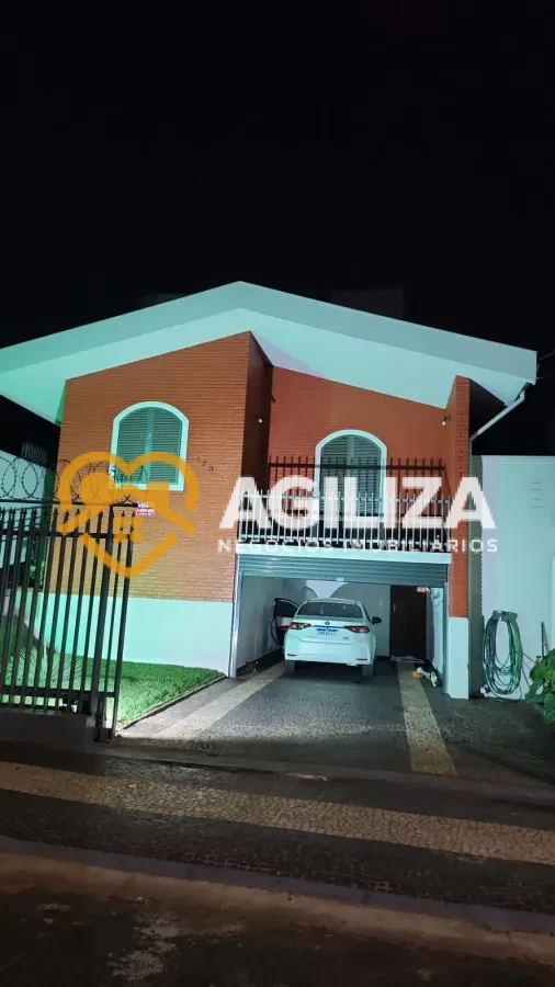 Casa no Bairro Cazeca - cazeca, Uberlândia [122]
