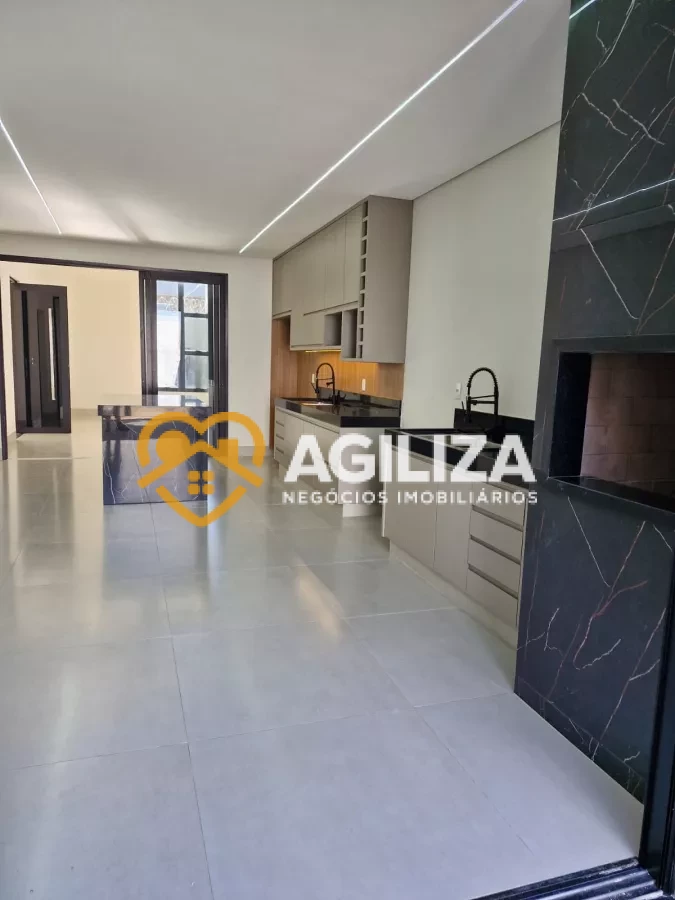 Casa no Bairro Verde Umuarama - Praça Alto Umuarama, Uberlândia [158]