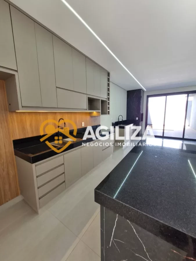 Casa no Bairro Verde Umuarama - Praça Alto Umuarama, Uberlândia [158]