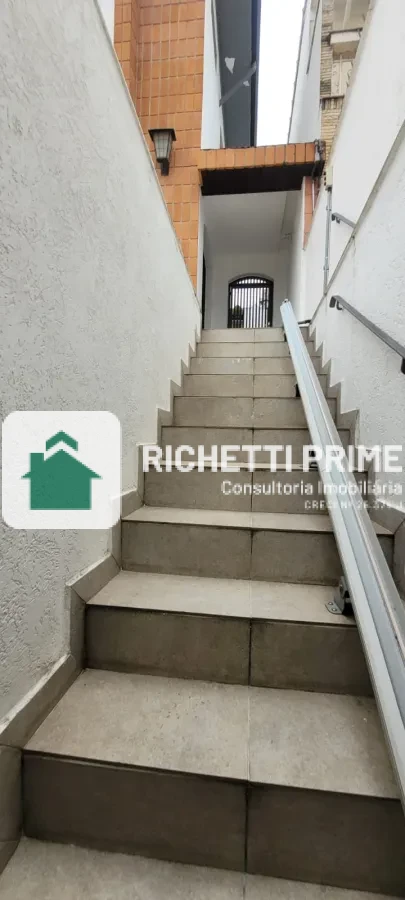 Imagem de Casa à Venda no Alto da Lapa – 3 Quartos, 2 Suítes e 3 Vagas
