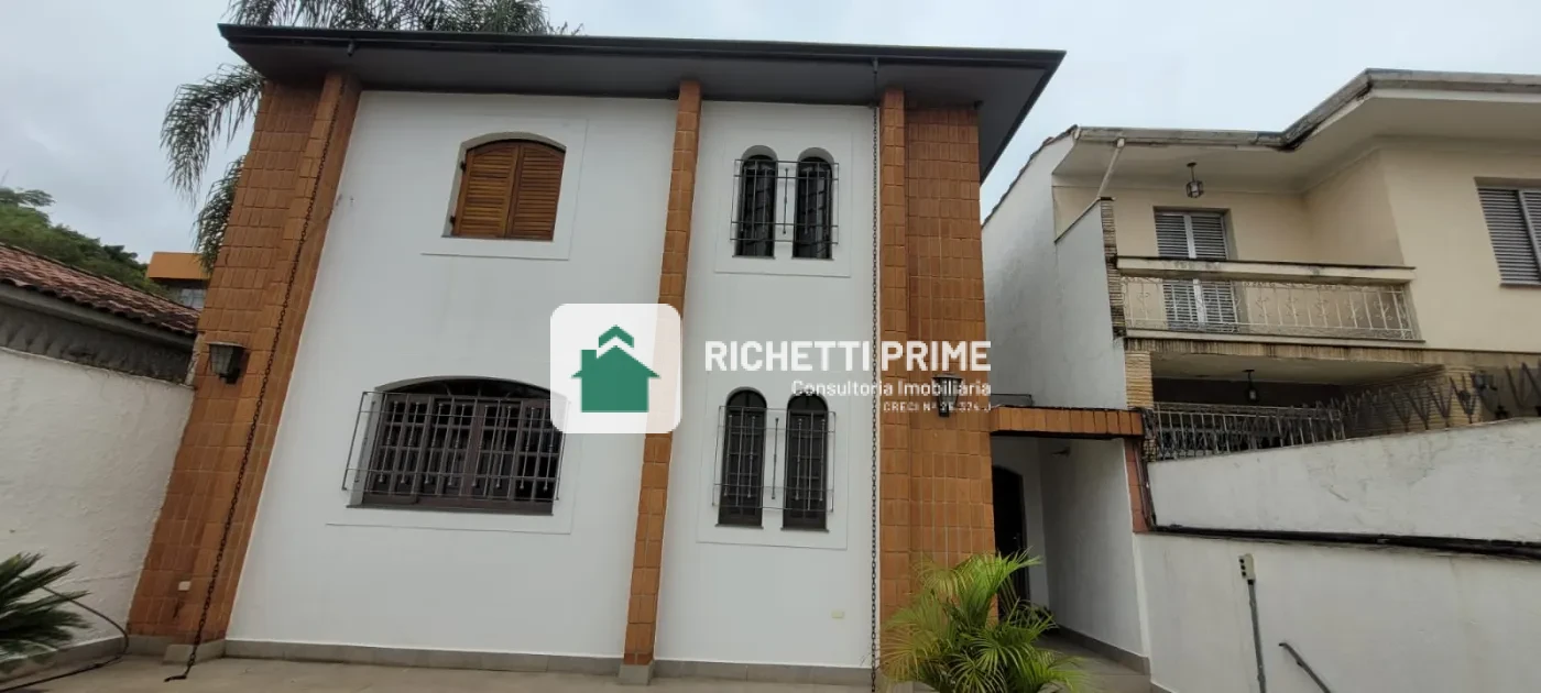 Imagem de Casa à Venda no Alto da Lapa – 3 Quartos, 2 Suítes e 3 Vagas